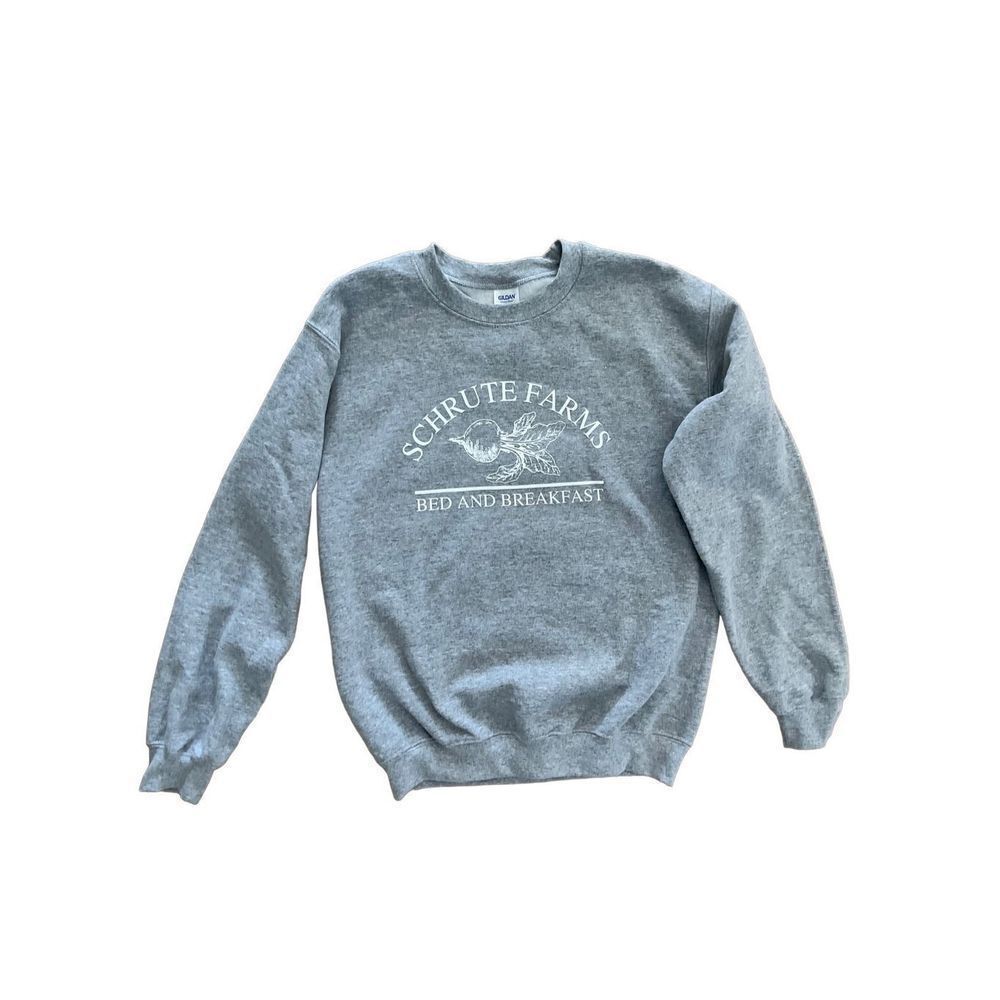 Schrutte bed and breakfast crewneck pullover size small